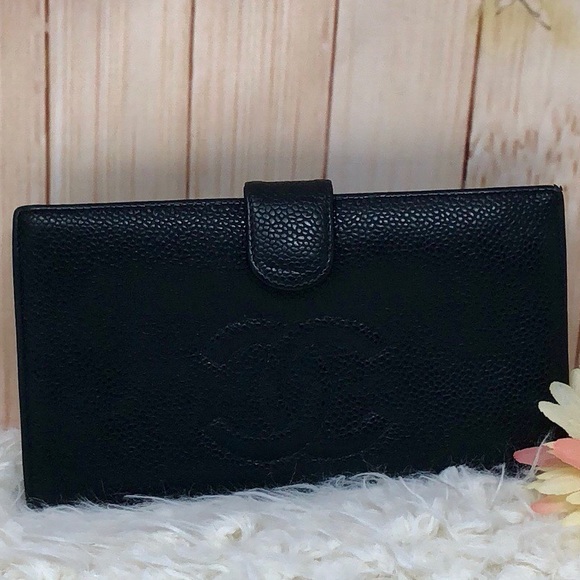 Louis Vuitton Handbags - Authentic Chanel CC Caviar Leather Bifold Wallet